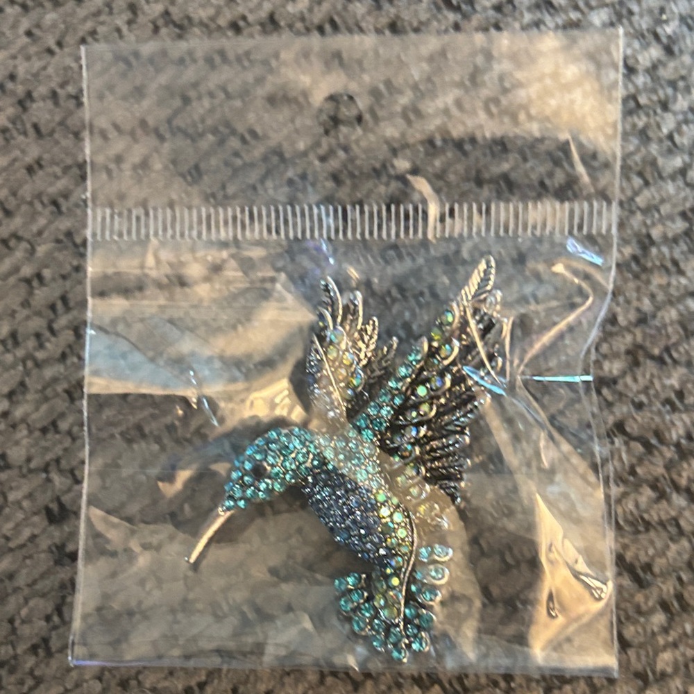 Crystal Hummingbird Brooch Pin - Turquoise Sparkle